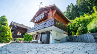 Chalet – 430000€ – Bruyeres – 2303