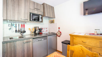 2 Pieces – 165000€ – Rhodos – 2308