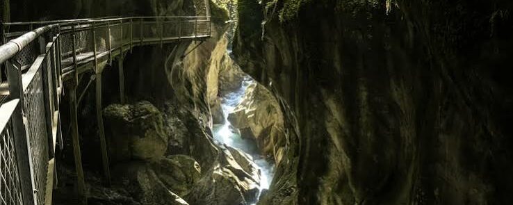 Les Gorges Du Pont Du Diable